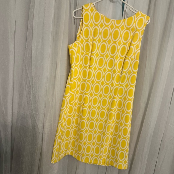 AGB Yellow Sheath Midi Dress Sleeveless Bateau - Picture 1 of 6
